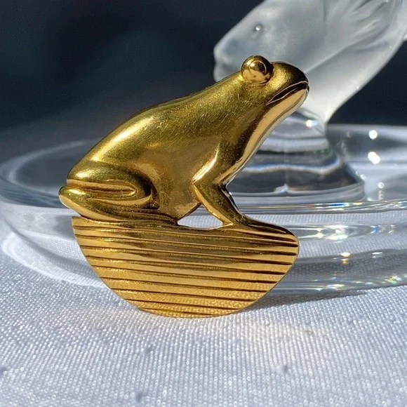 Metropolitan Museum of Art MMA Pahma Gold Frog Brooch Vintage Rare - Picture 10 of 13